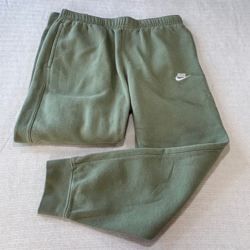 Nike Sportswear Club Fleece Jogger Sweatpants Oil Green BV2671-386 Mens L